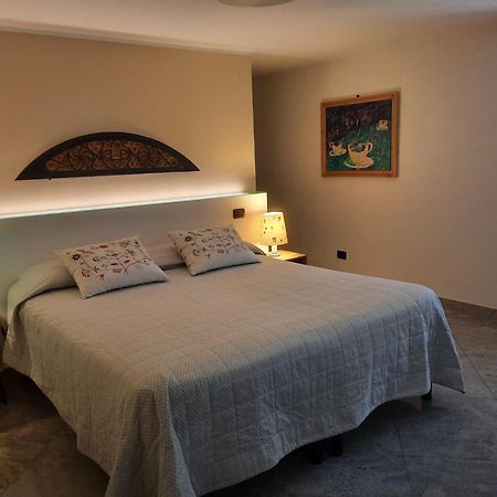 Bed and Breakfast Al Castel Pont-Saint-Martin Exterior foto