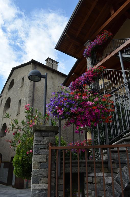 Bed and Breakfast Al Castel Pont-Saint-Martin Exterior foto